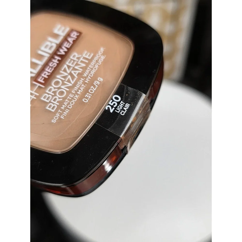 L'Oreal Infallible Fresh Wear Bronzer 250 Light Matte Waterproof 24H Glow